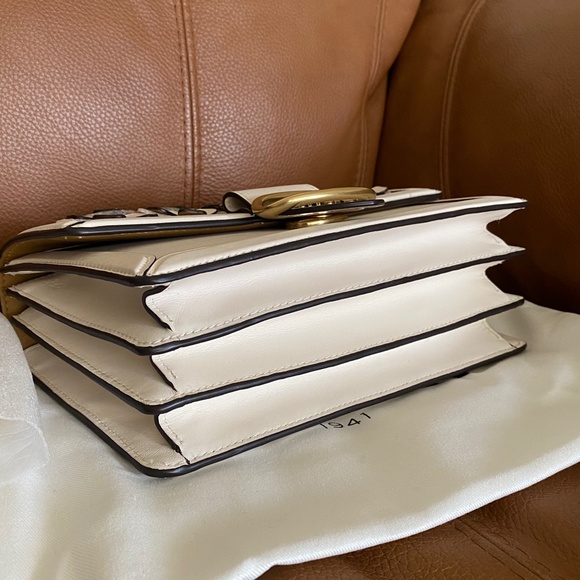 NEW Coach Riley Top Handle 22 with Floral Applique in Chalk/Brass - Picture 6 of 12